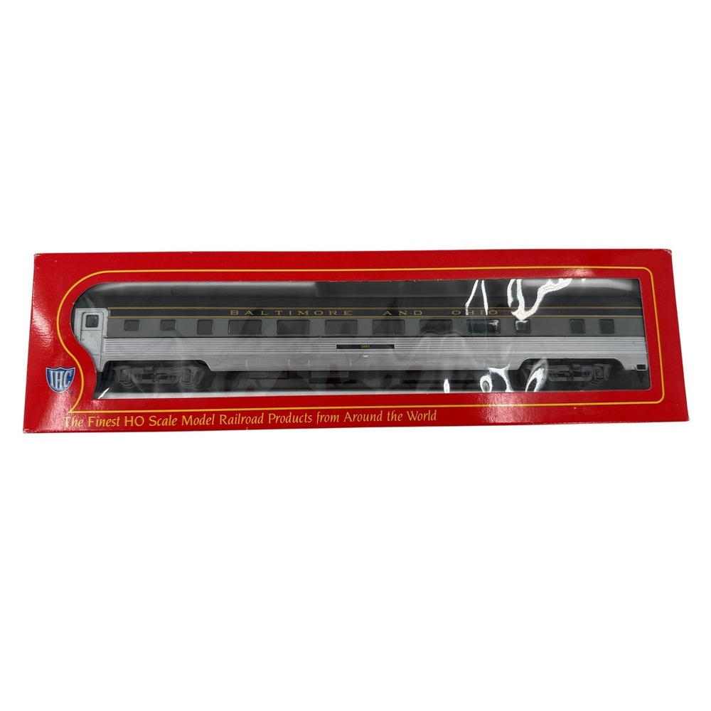 IHC Corrugated Side Coach HO Scale Silver B&O Capital Ltdโ 1097 Train Car 6641-1